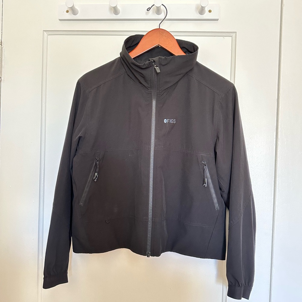 Figs Women’s Black FREEx™ Craighill - Scrub Jacket - XS